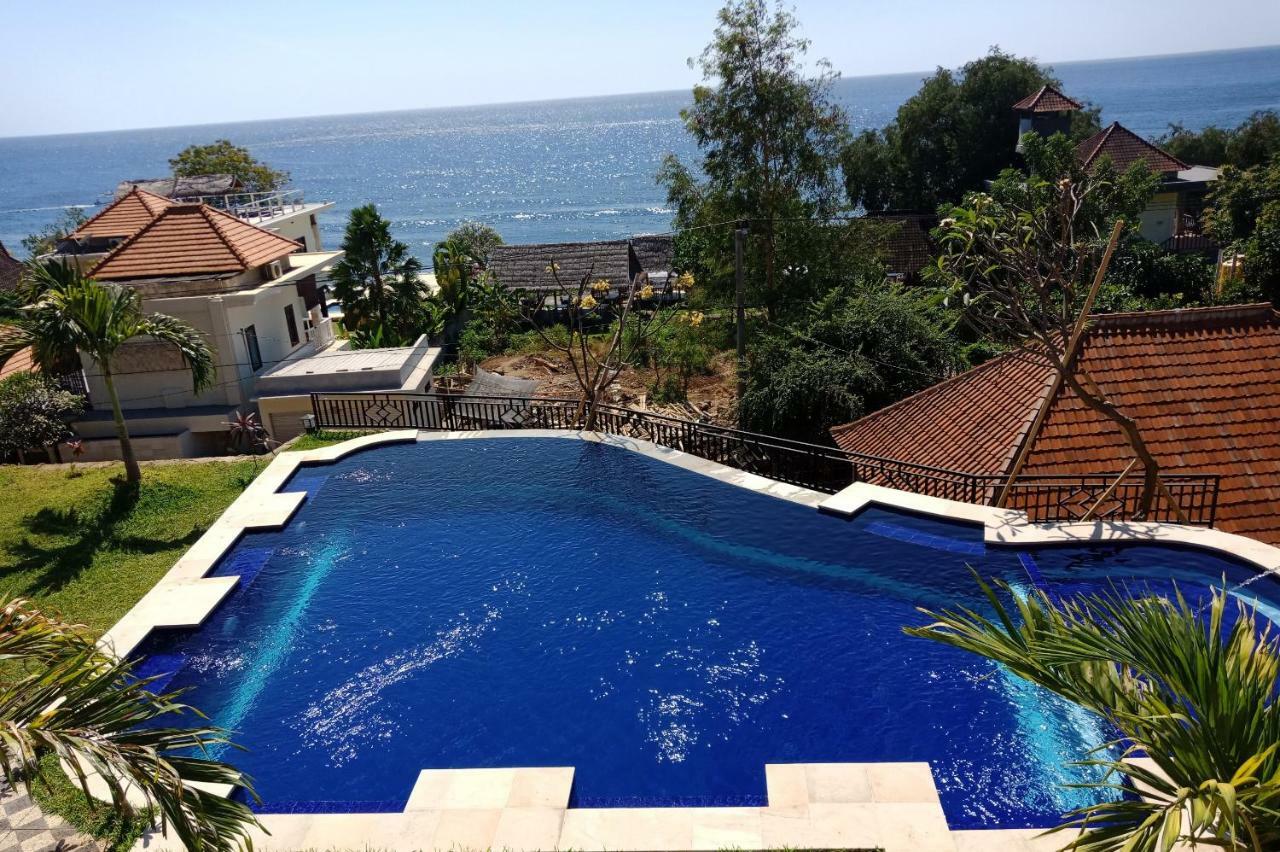Bamboo Bali Hill Bungalows Amed  Exterior photo