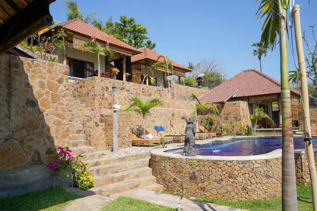 Bamboo Bali Hill Bungalows Amed  Exterior photo