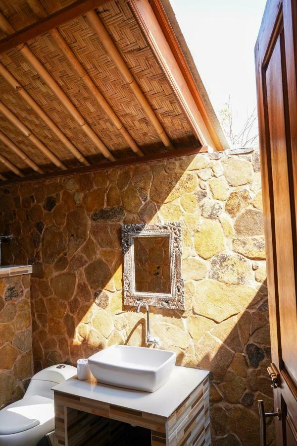 Bamboo Bali Hill Bungalows Amed  Exterior photo